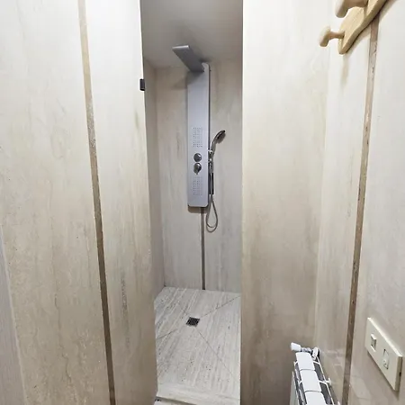 Myomax Hospety Group Rome