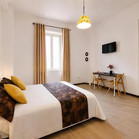 Myomax Hospety Group Guest house