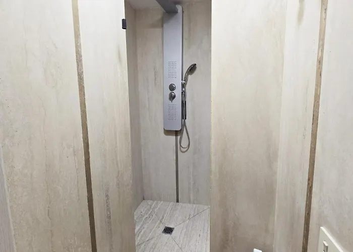 Myomax Hospety Group Róma